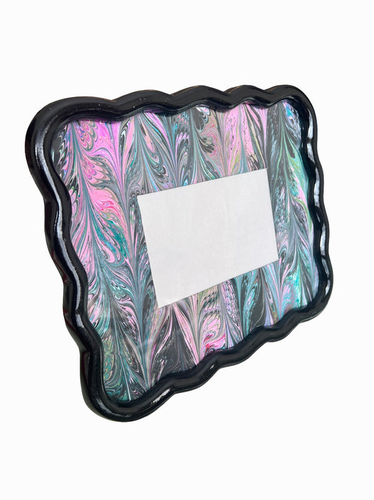 Wavy Feather Frame