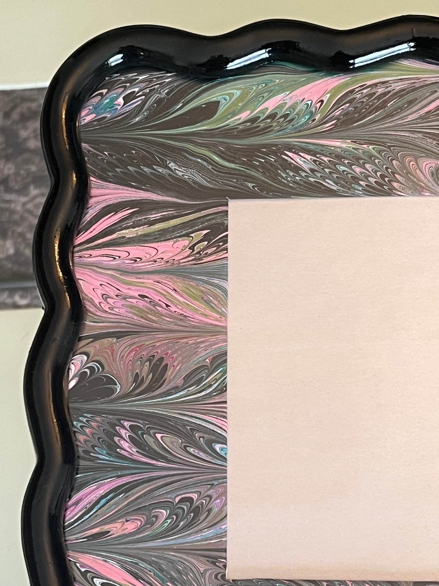 Wavy Feather Frame